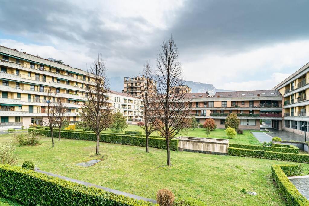 Broletto Park Apartment - Affitti Brevi Italia Lecco Ngoại thất bức ảnh