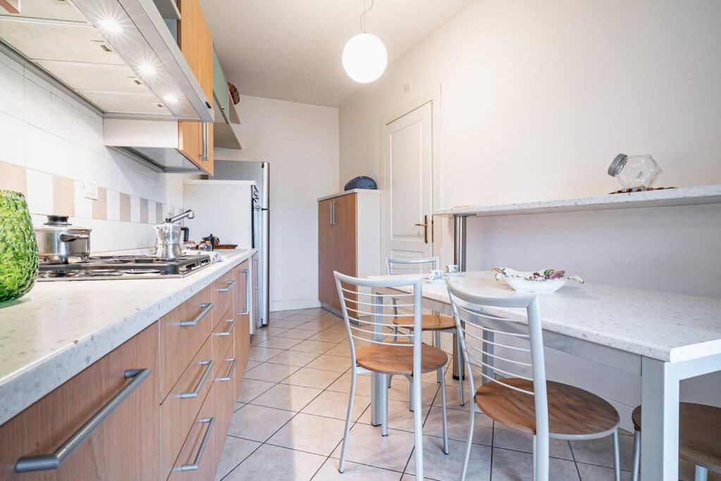 Broletto Park Apartment - Affitti Brevi Italia Lecco Ngoại thất bức ảnh
