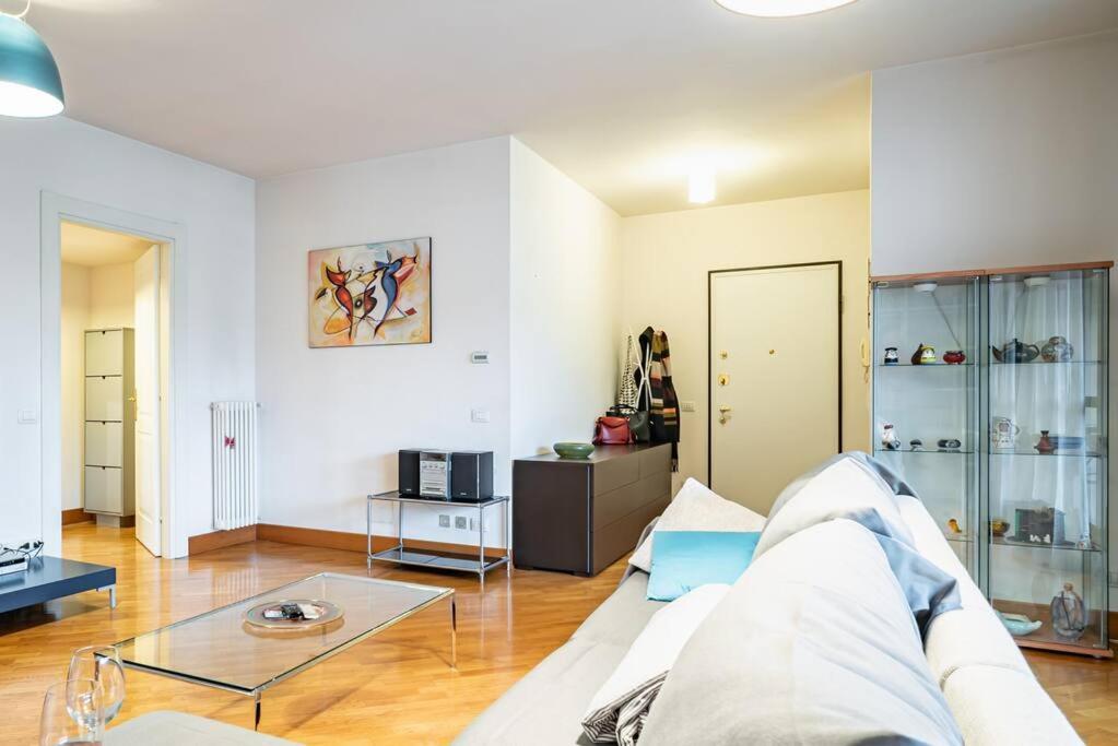 Broletto Park Apartment - Affitti Brevi Italia Lecco Ngoại thất bức ảnh